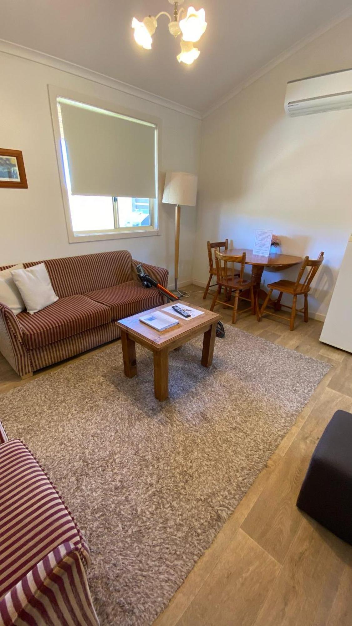 Madigan Wine Country Cottages 러브데일 외부 사진